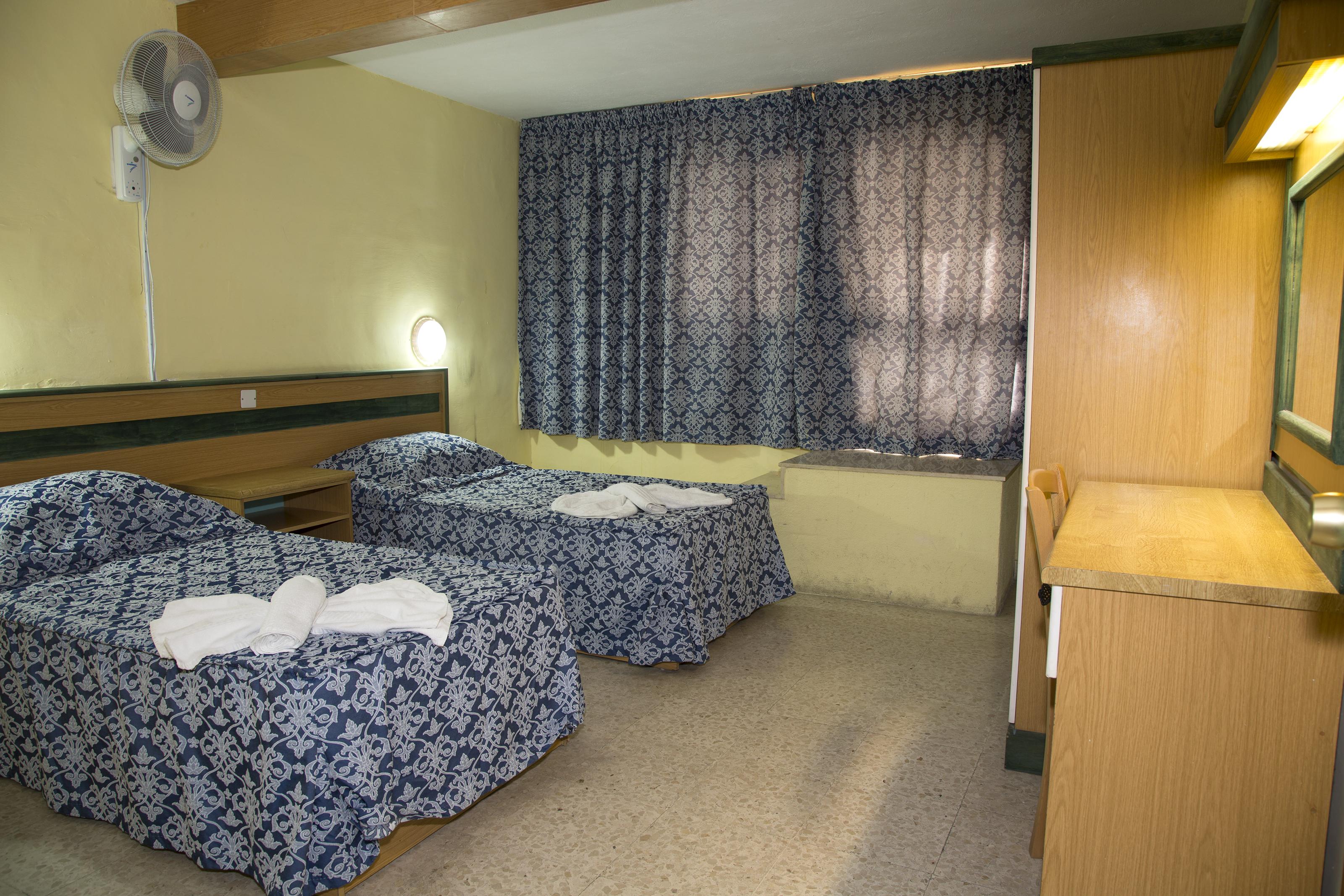Saint Julian's Burlington Apartments מראה חיצוני תמונה