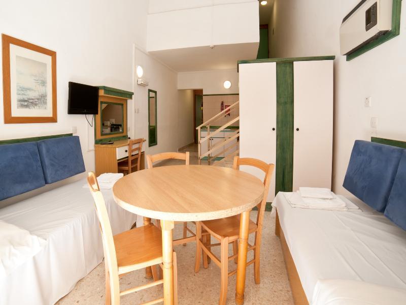 Saint Julian's Burlington Apartments מראה חיצוני תמונה
